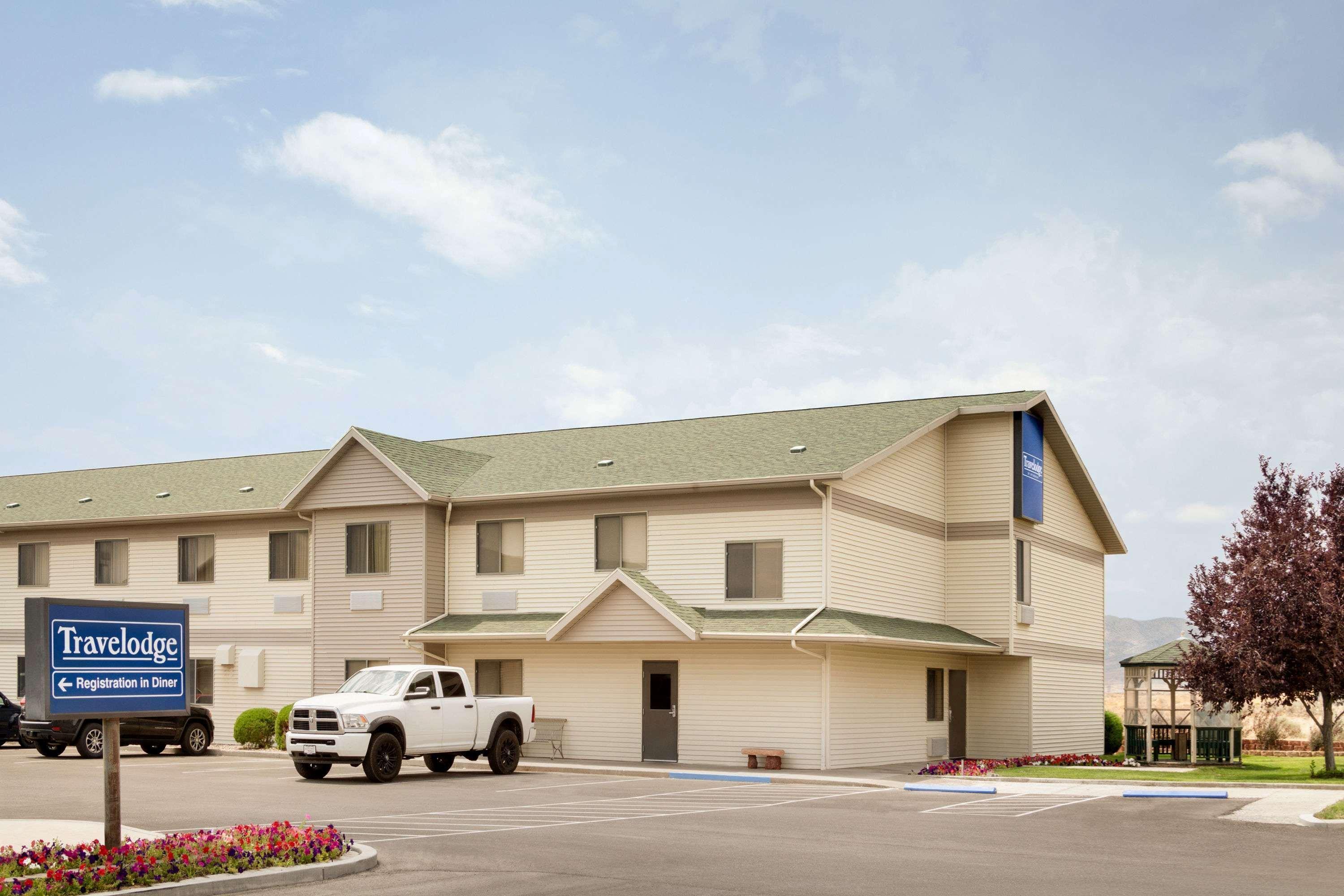 Travelodge By Wyndham Milford Экстерьер фото